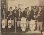 Orquesta de Gil Vega con el cantante Carlos Luis Vargas.jpg